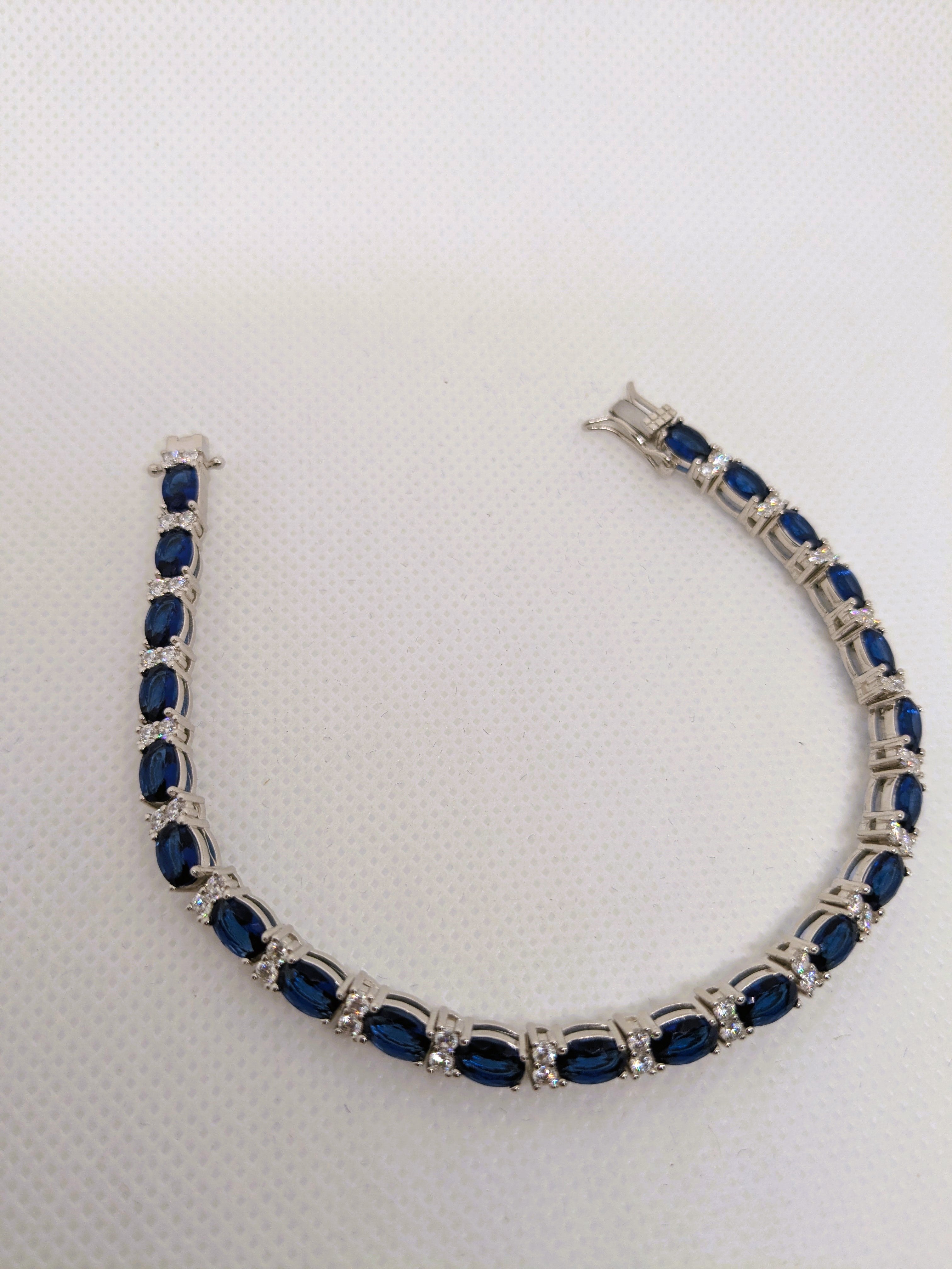 Blue Sapphire Tennis Bracelet 15.40ct.t.w.