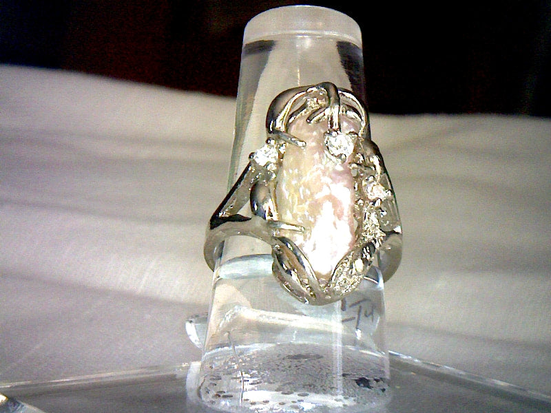 Freshwater Mother of Pearl Ring size 7.5