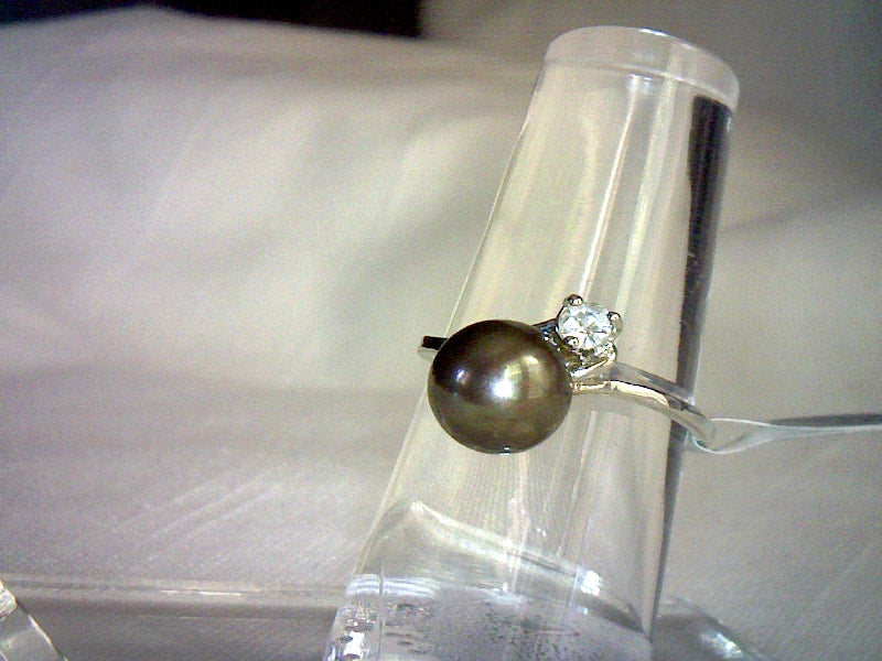 Natural Black Cultured Pearl Ring 6mm .9ct