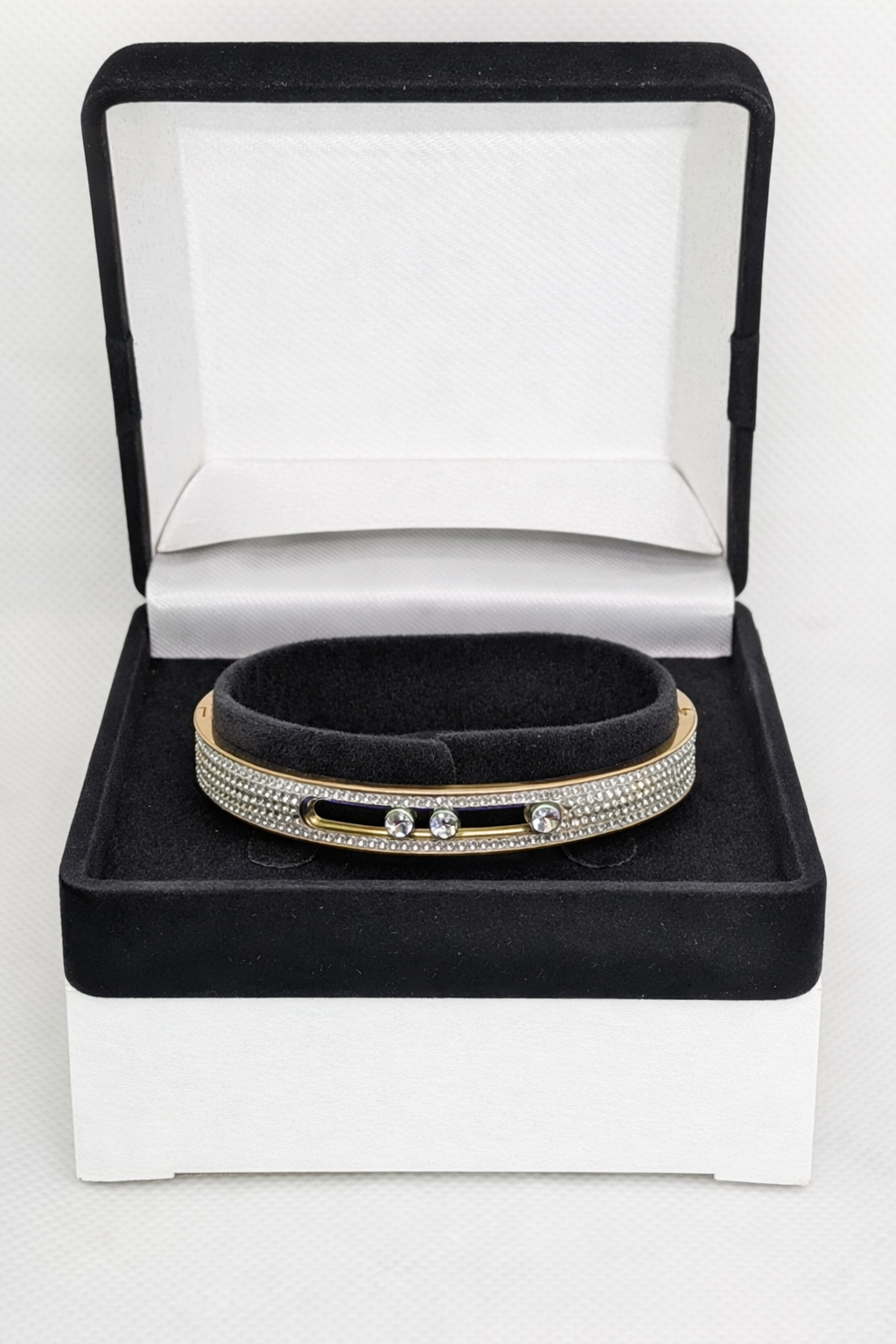 Stackable Hinged Bangle in Stainless Steel – Studded Anniversary‑Style Design in Silver or 18K Gold‑Plated Finish
