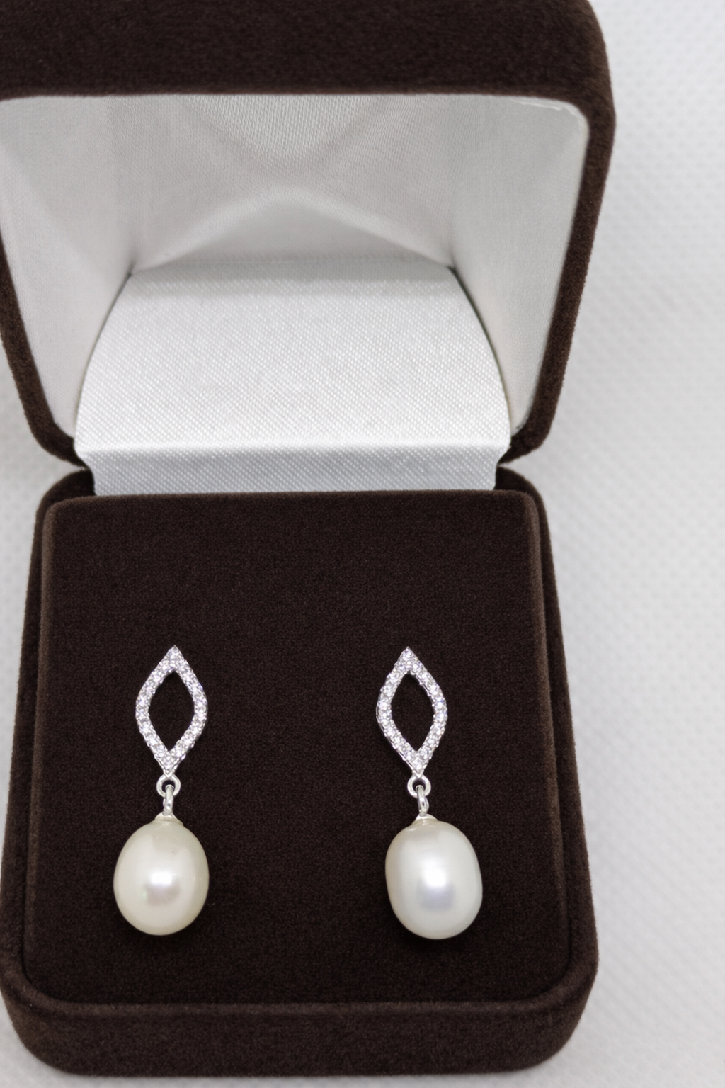 Freshwater Pearl Necklace set in Sterling Silver with optional matching earrings
