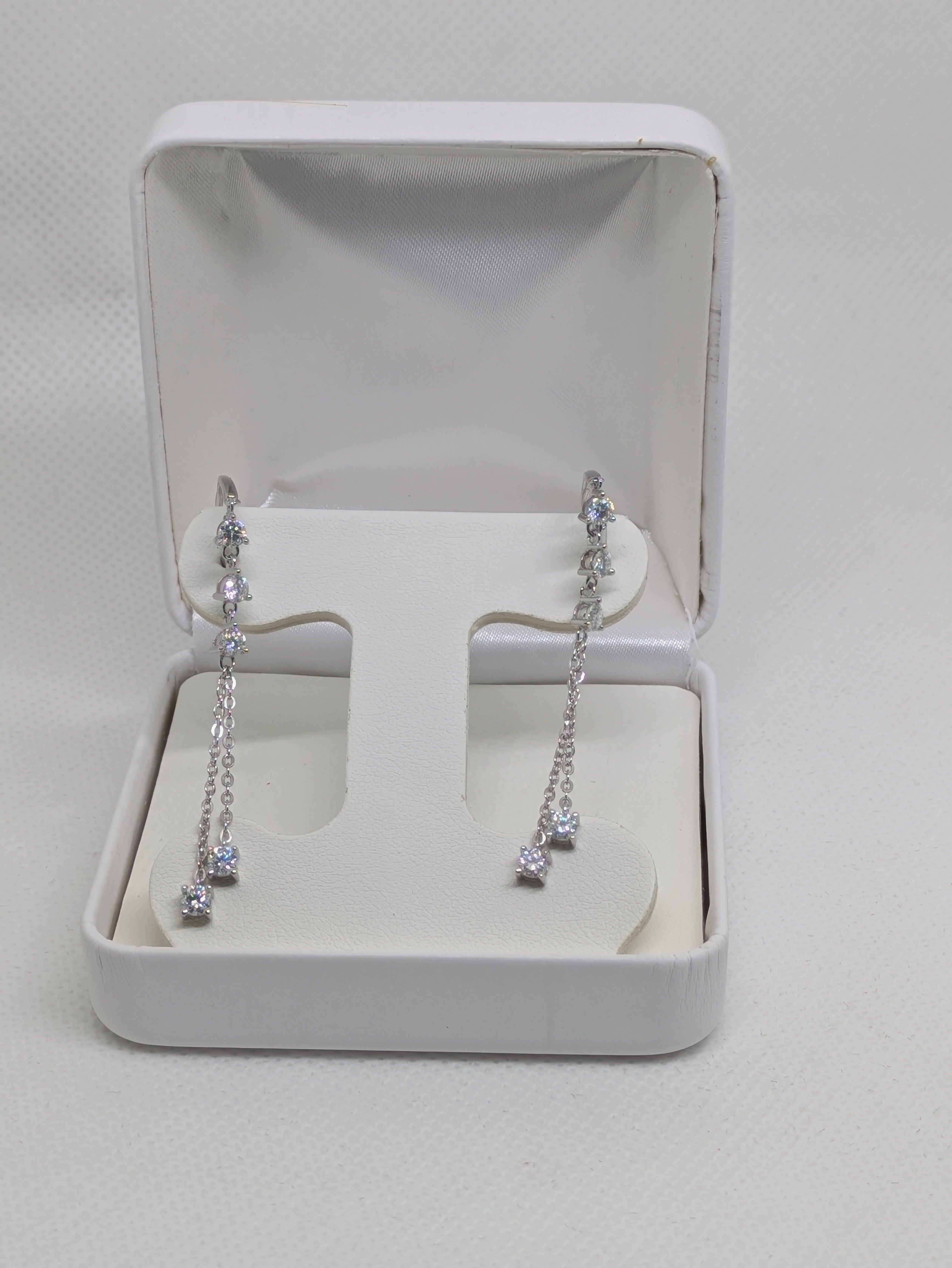 Moissanite Dangle Chain Earrings | D-Color Lever Back | Silver & Gold | 1 CTW