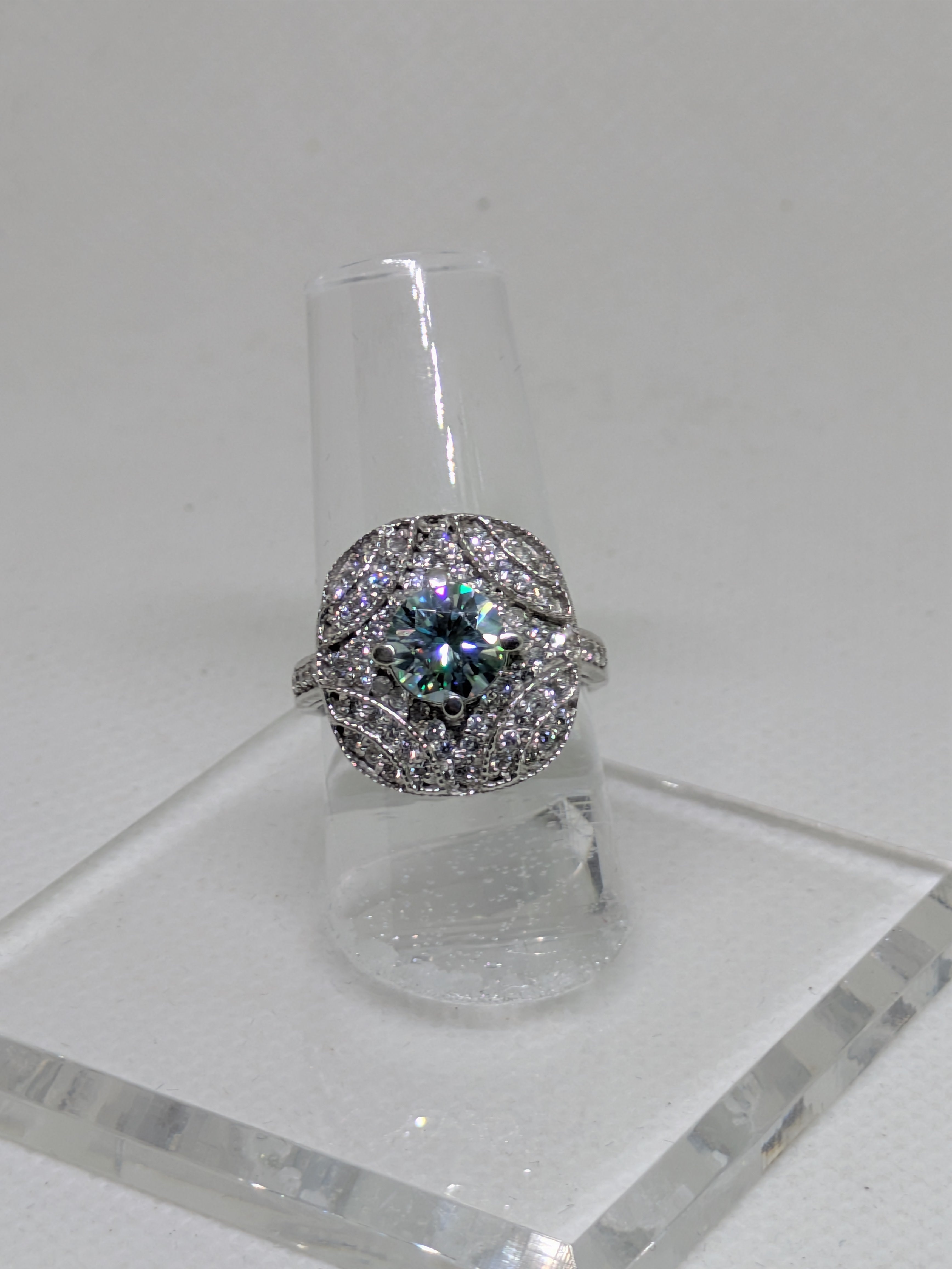Rainbow‑Fire Moissanite Floral Leaf Pave Halo Ring 1cttw – Sterling Silver size 6