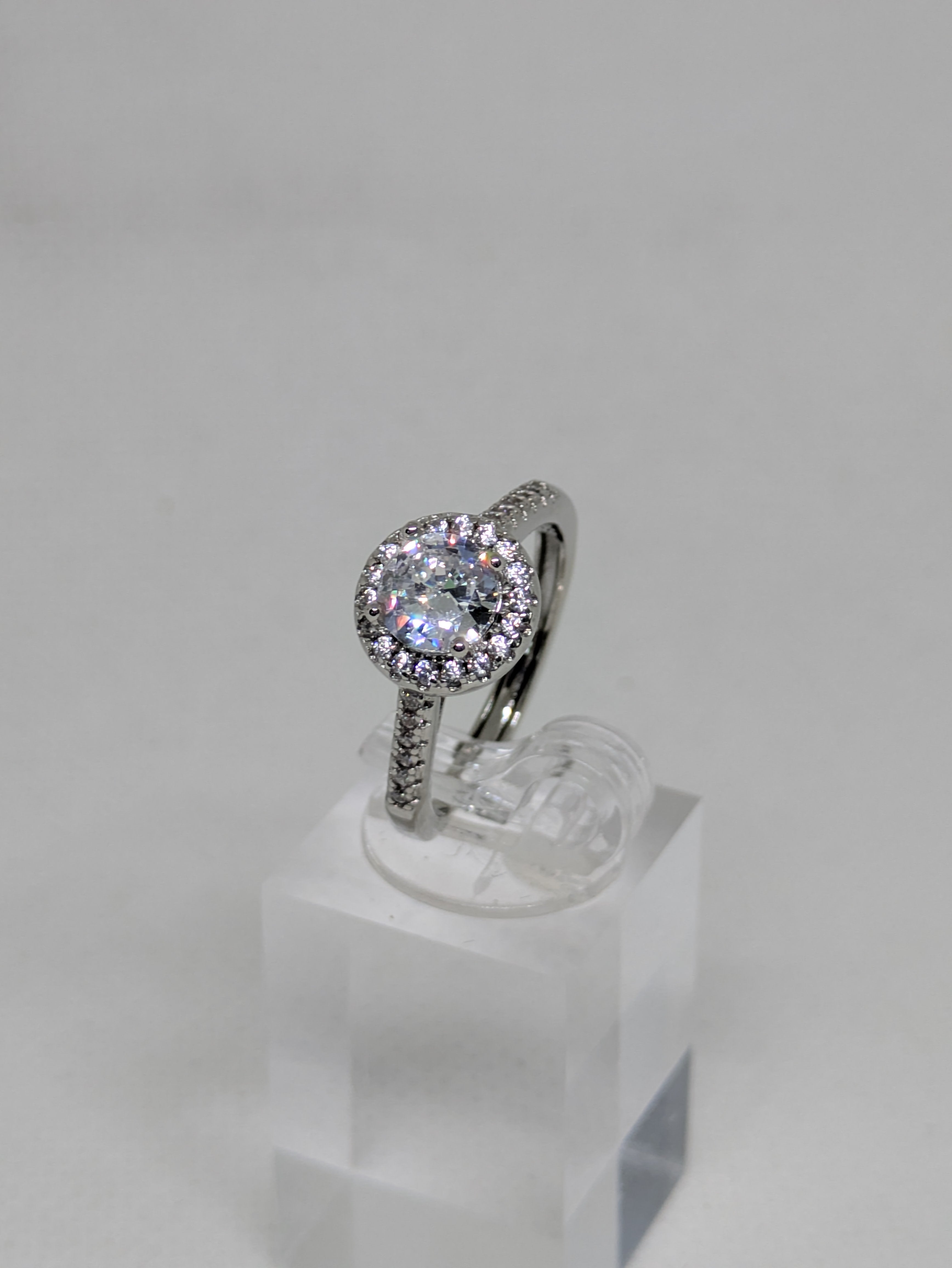 Elegant 2ct Moissanite Solitaire Adjustable Ring with Halo – 925 Sterling Silver