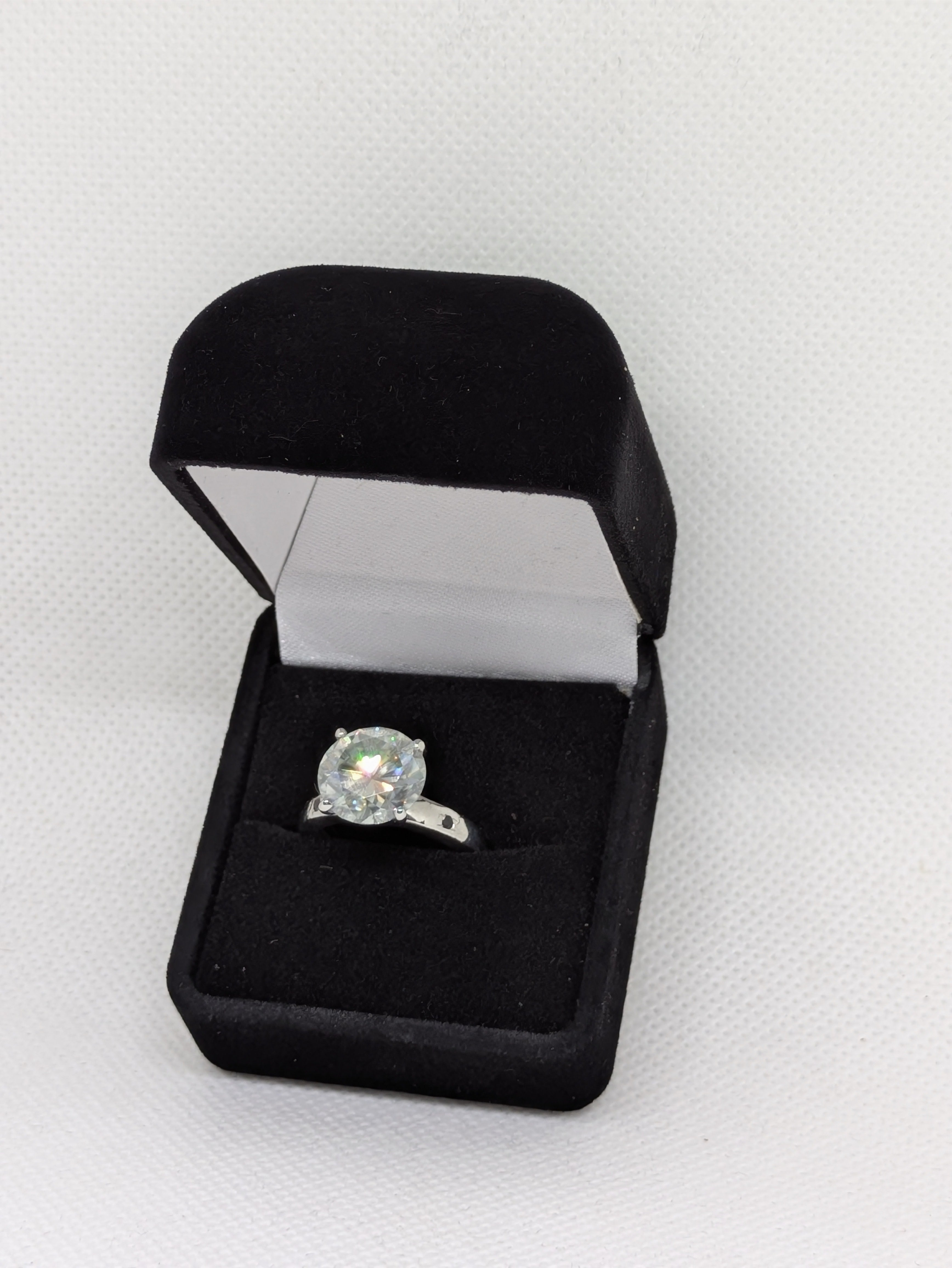 5.20ct Colorless Moissanite Solitaire Engagement Ring | Vintage Glow VVS1 5.24ctw Sterling Silver Size 6.75