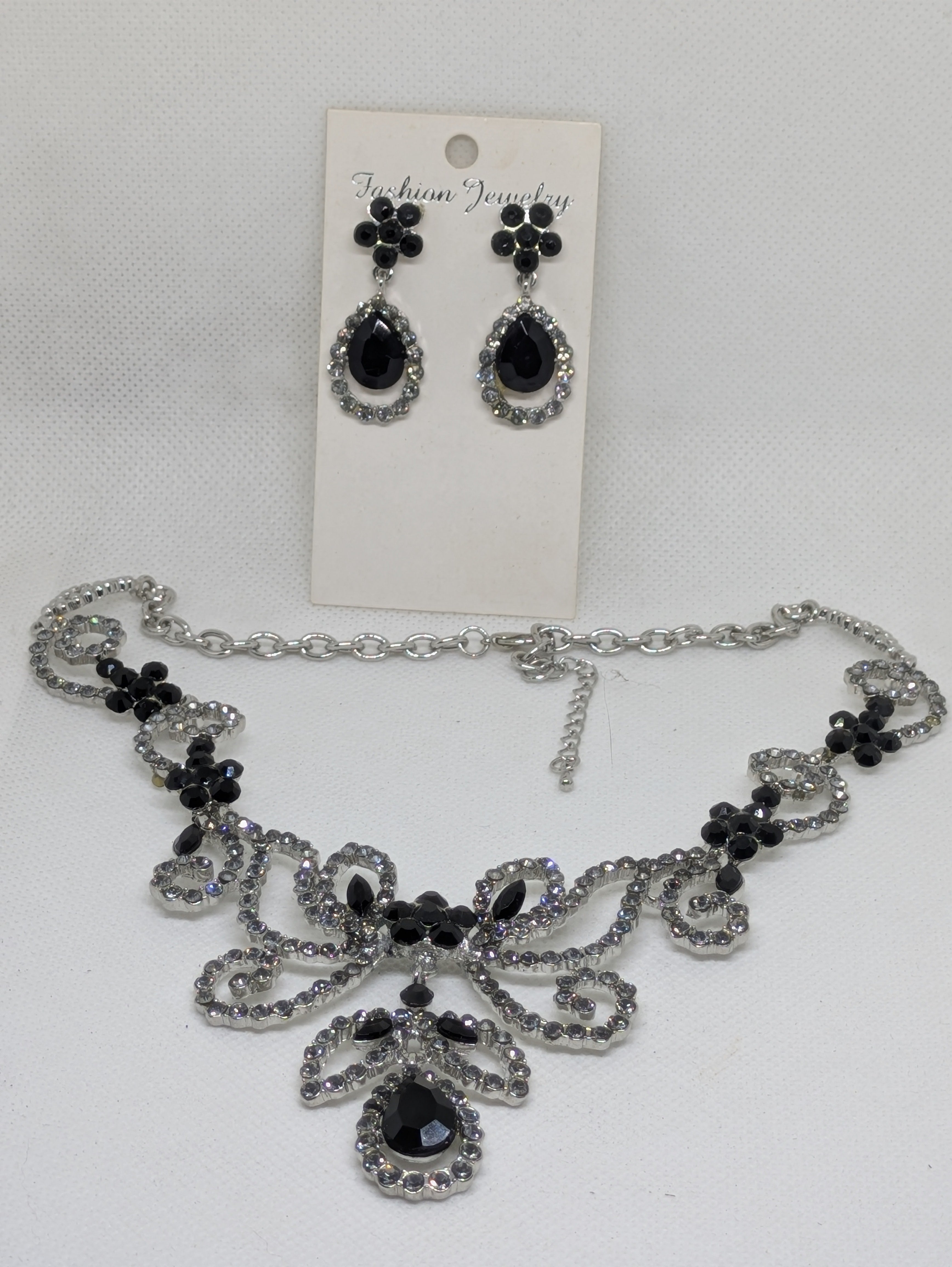 Medieval Silvertone Alloy Necklace and Earrings Set