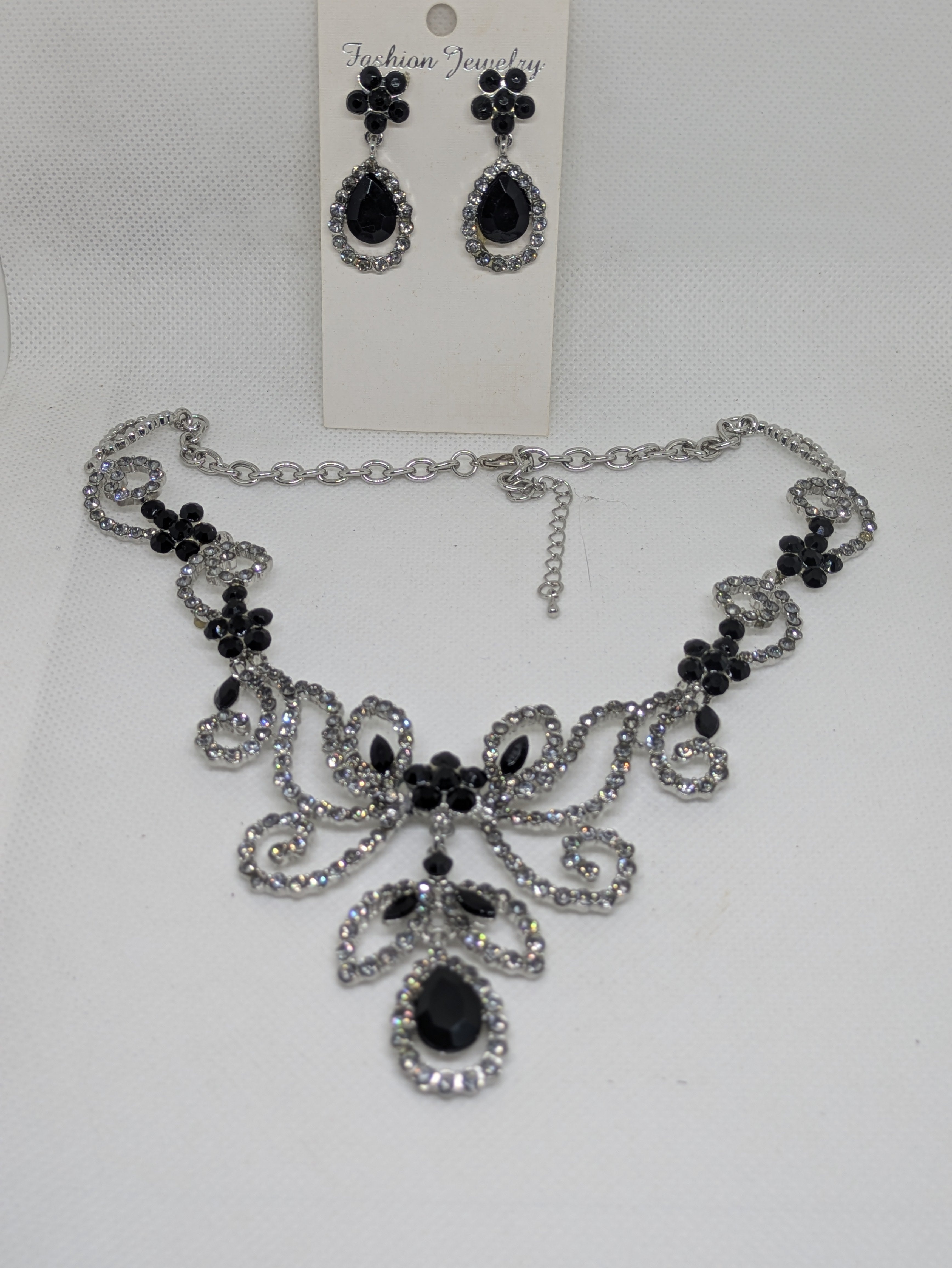 Medieval Silvertone Alloy Necklace and Earrings Set